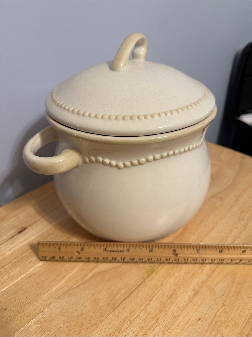 Princess House Cream Ceramic Lidded Canister/Crock Pot with Beaded Accent